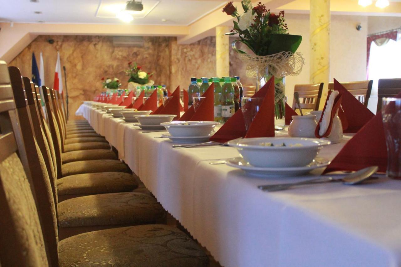 Hotel Pensjonat I Restauracja Nowak à Łapsze Niżne Extérieur photo